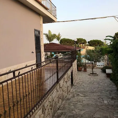 Tiare Punta Secca
